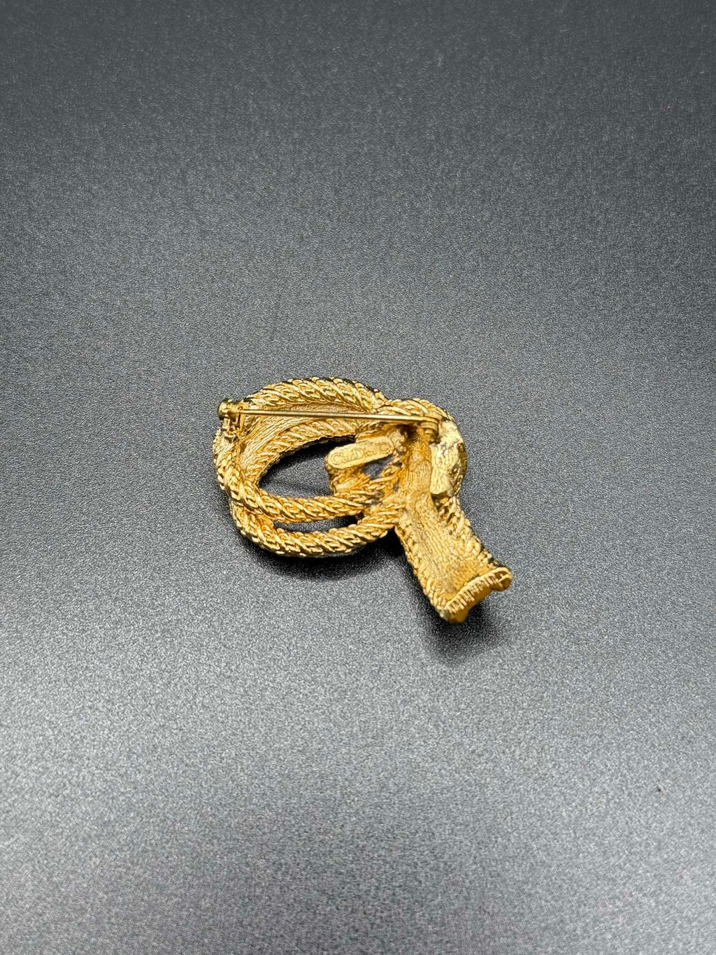 DIOR Rhinestone Rope-Knot Link Brooch
