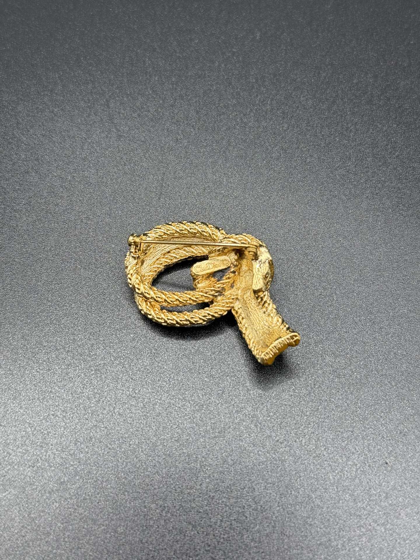 DIOR Rhinestone Rope-Knot Link Brooch