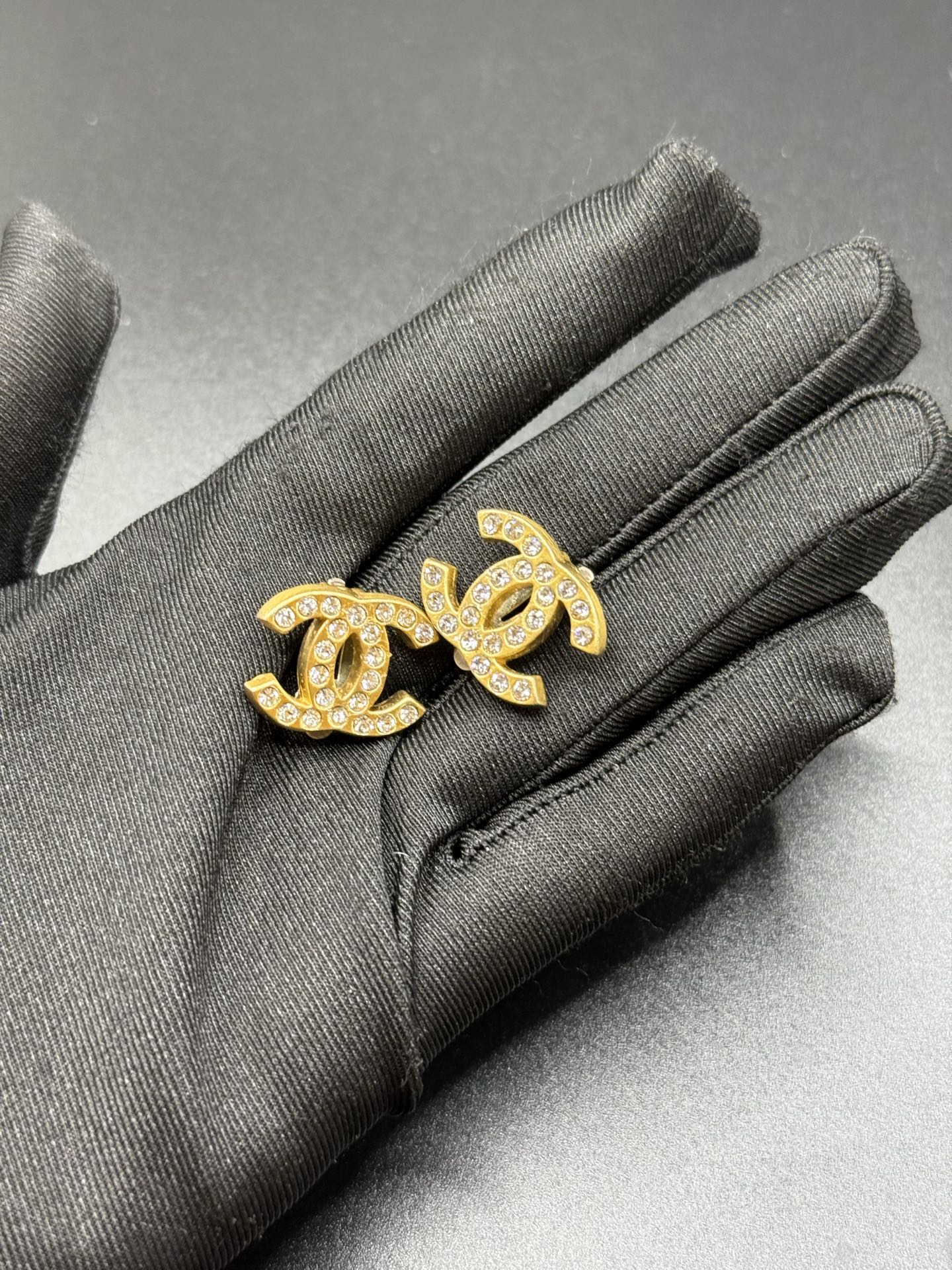 CHANEL Clip on Earrings