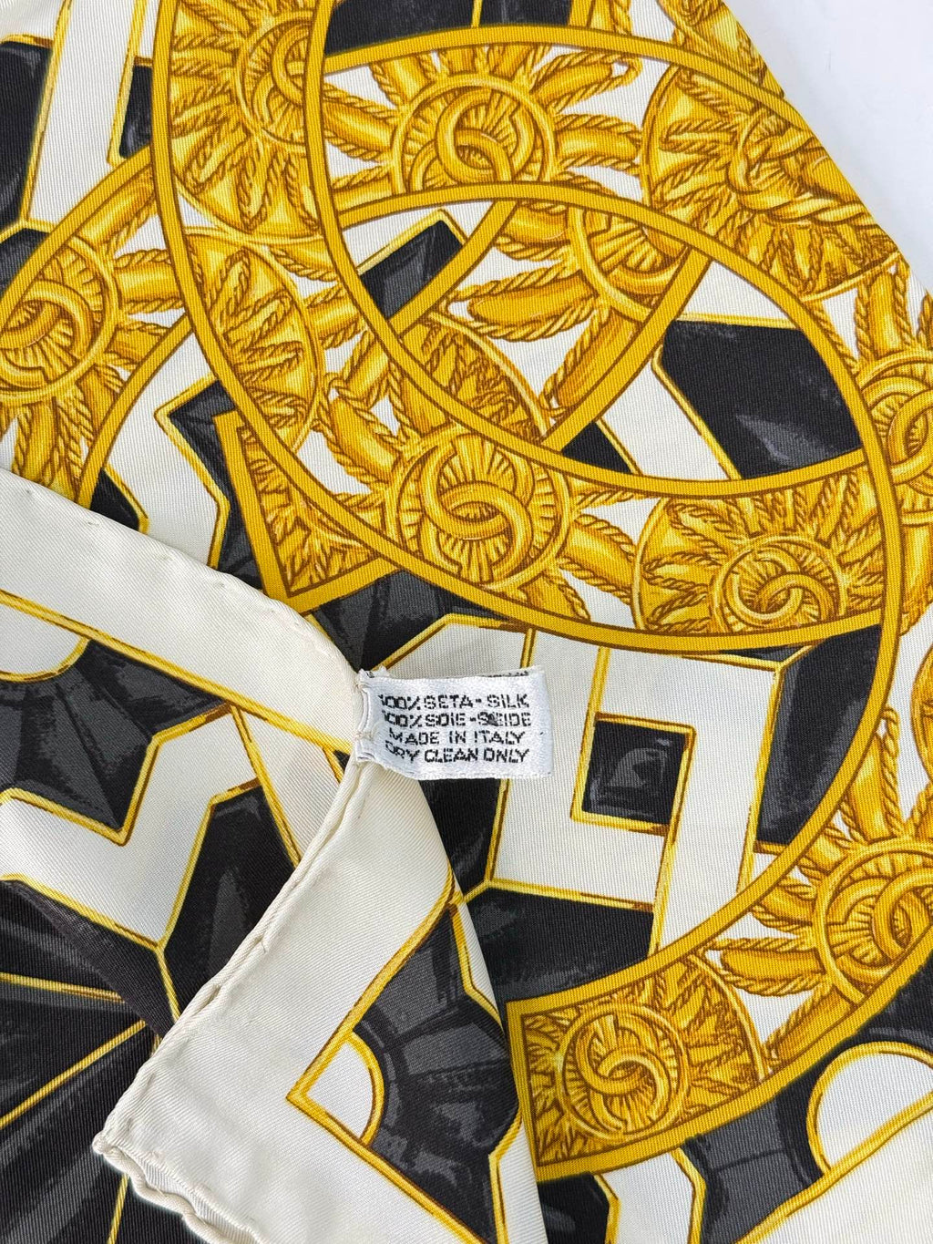 CHANEL Cococ Mark Scarf