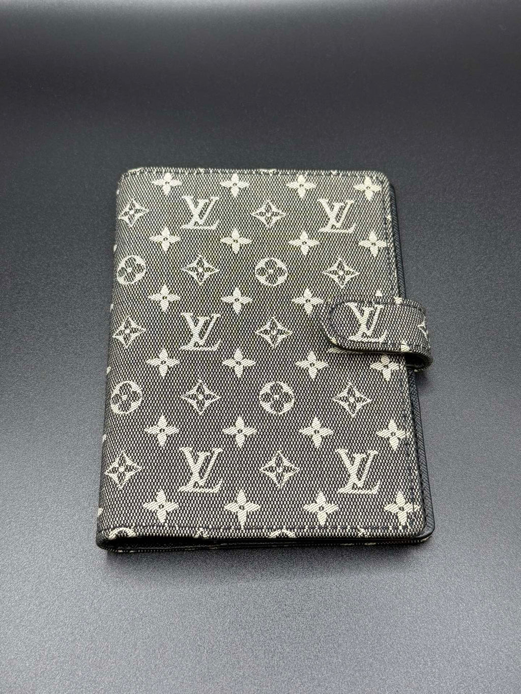 LOUIS VUITTON Monogram Mini Lin Small Ring Agenda Cover