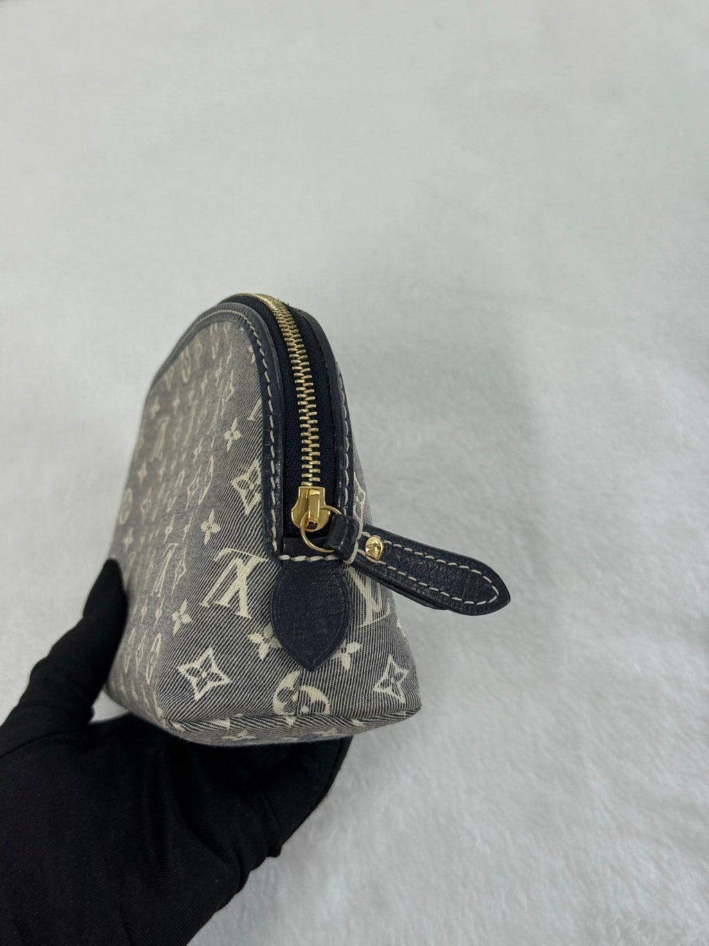 LOUIS VUITTON Pochette Cosmetique Monogram Idylle Canvas