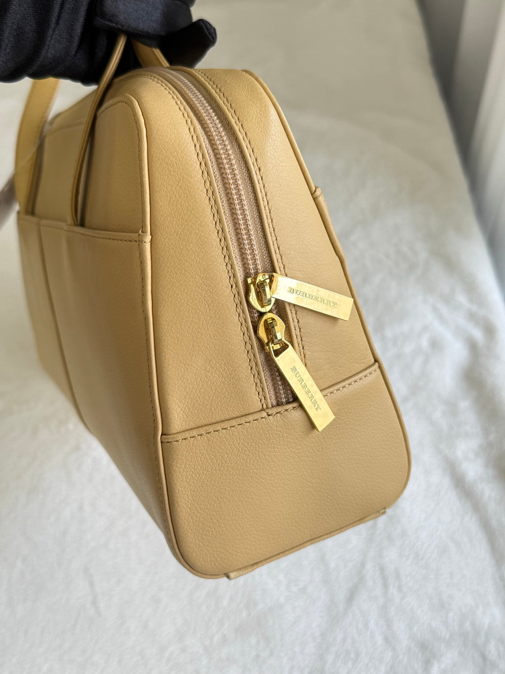 BURBERRY Genuine Shoulder Bag