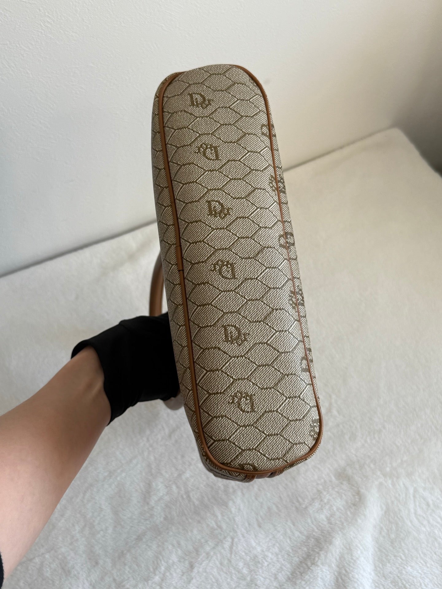 DIOR D'Oblique Pre-loved Handbag