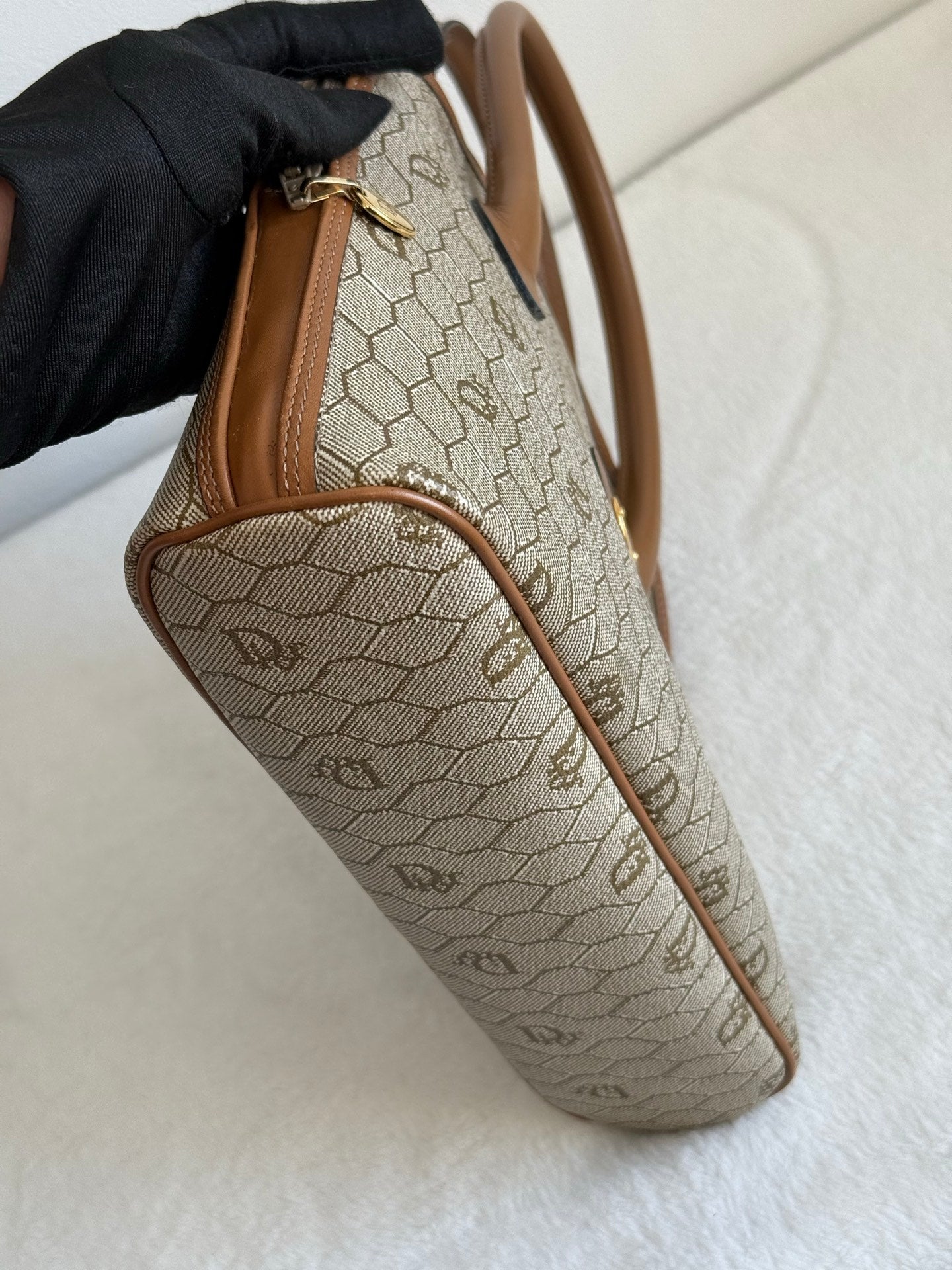 DIOR D'Oblique Pre-loved Handbag