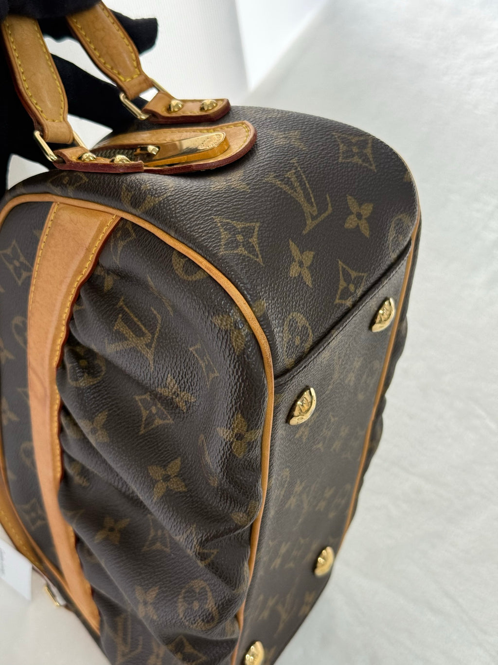 LOUIS VUITTON Klara Pre-loved Handbag