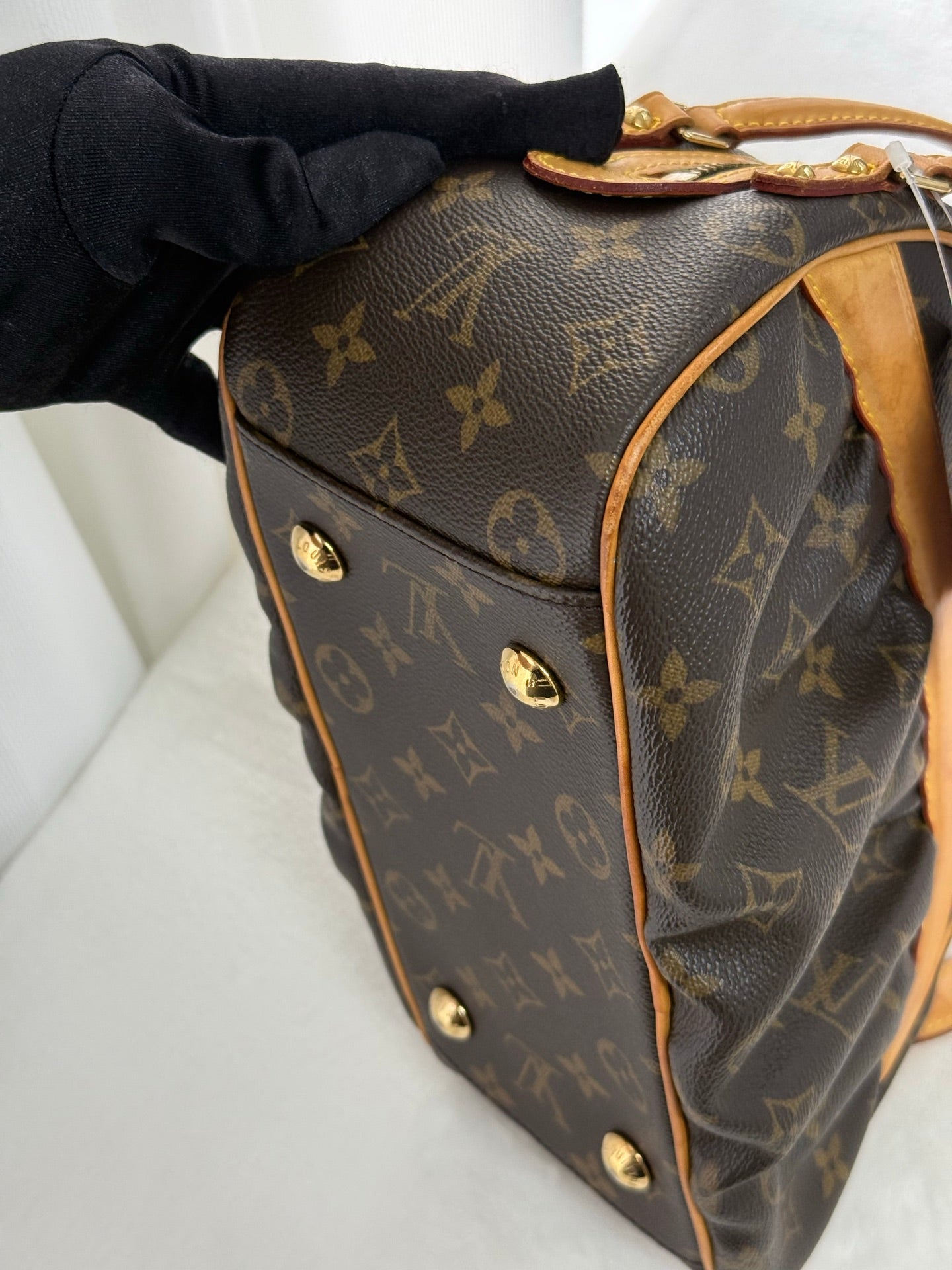 LOUIS VUITTON Klara Pre-loved Handbag