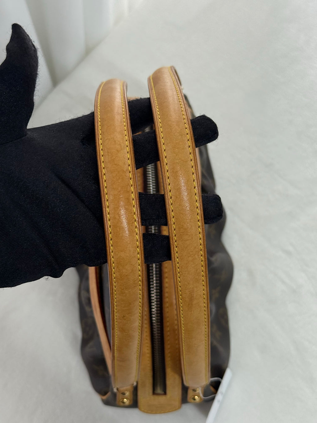 LOUIS VUITTON Klara Pre-loved Handbag