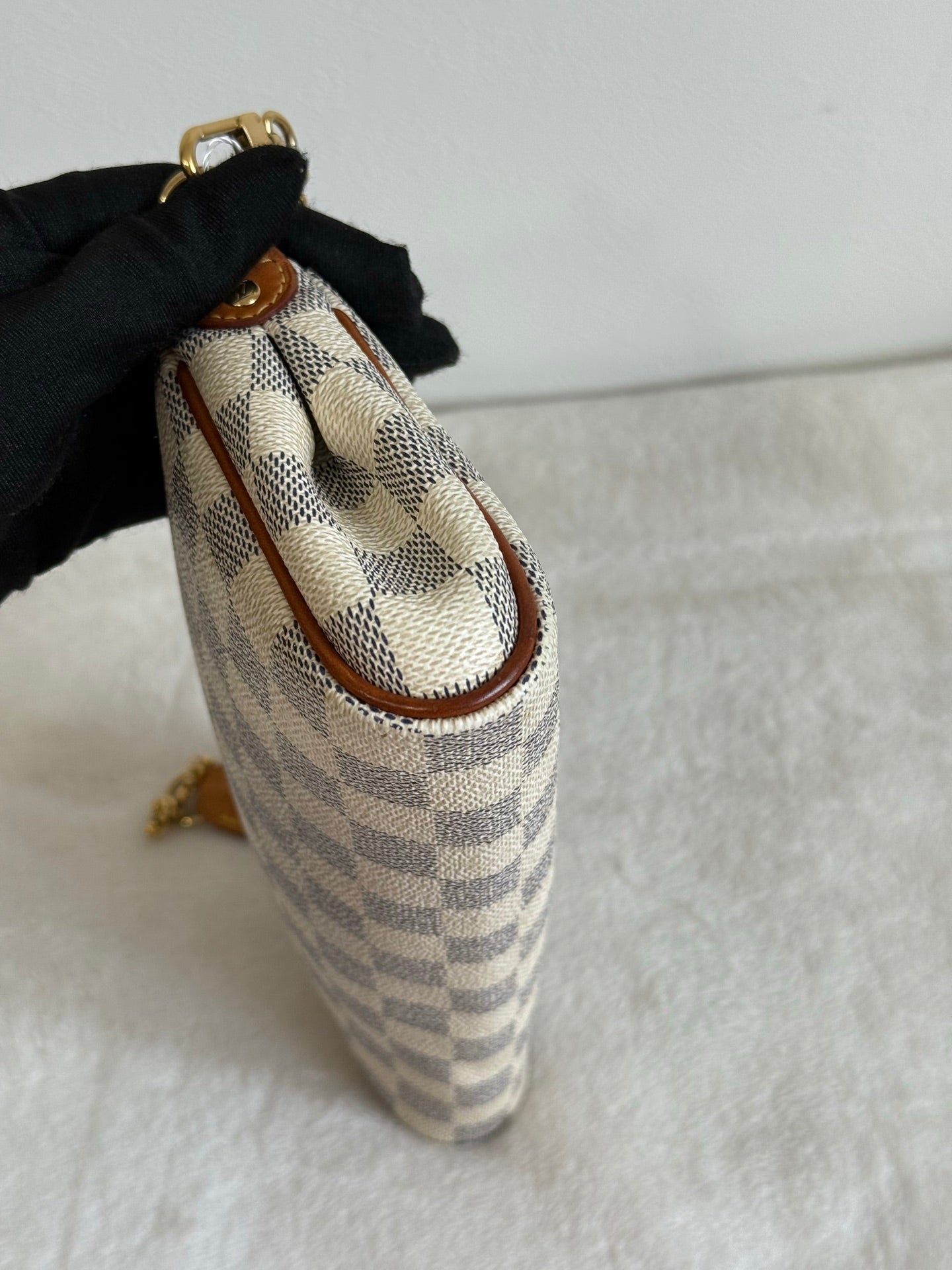 LOUIS VUITTON Damier 2-way Pre-loved Bag
