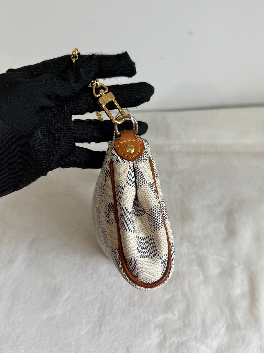 LOUIS VUITTON Damier 2-way Pre-loved Bag