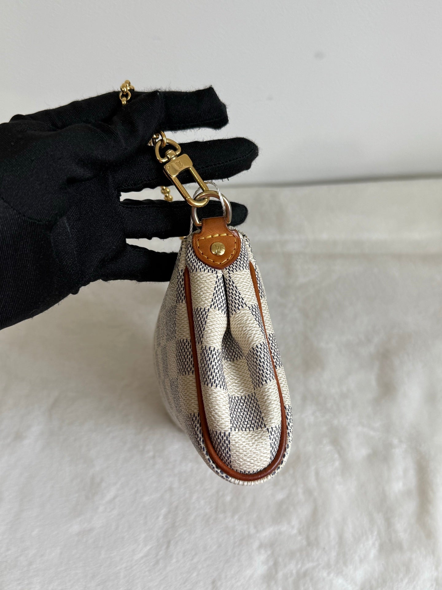 LOUIS VUITTON Damier 2-way Pre-loved Bag