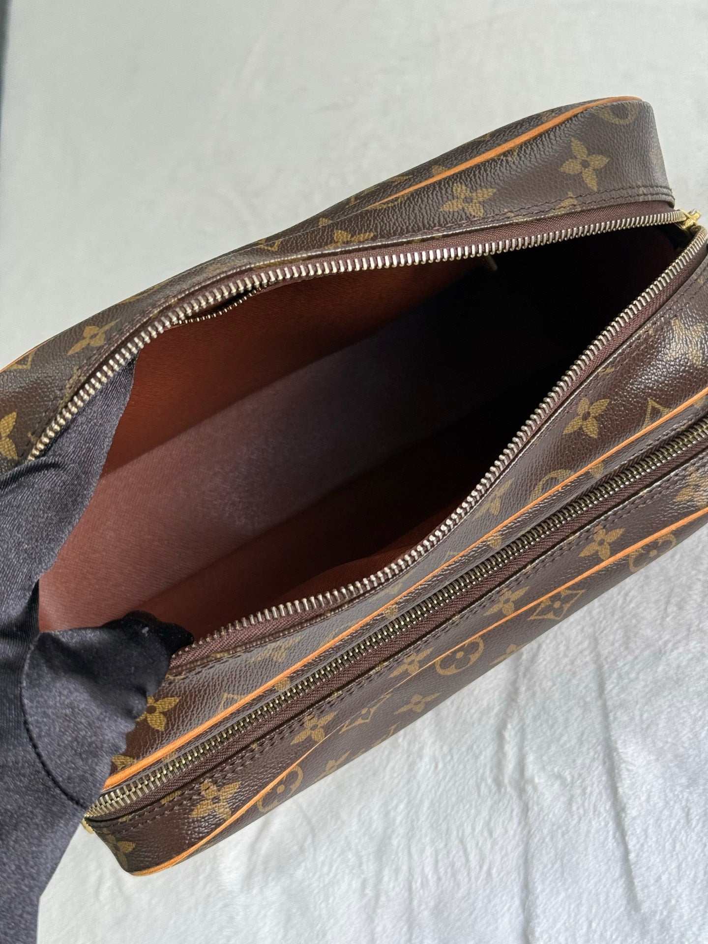 LOUIS VUITTON Monogram Nile Shoulder bag