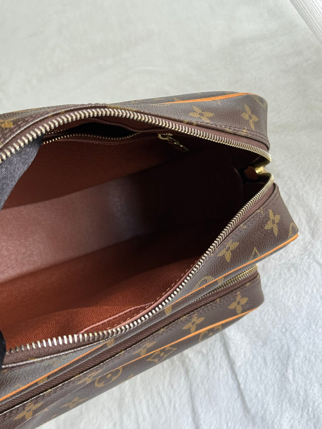 LOUIS VUITTON Monogram Nile Shoulder bag
