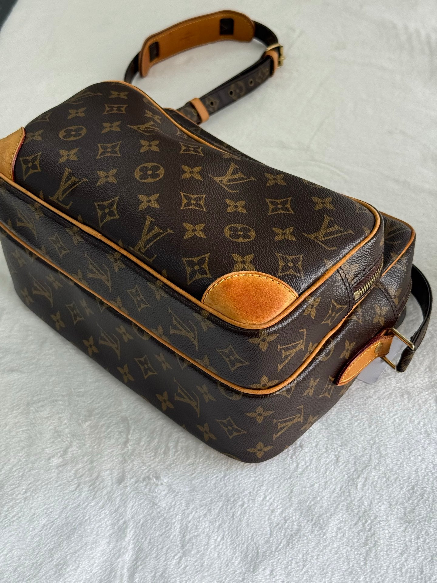 LOUIS VUITTON Monogram Nile Shoulder bag
