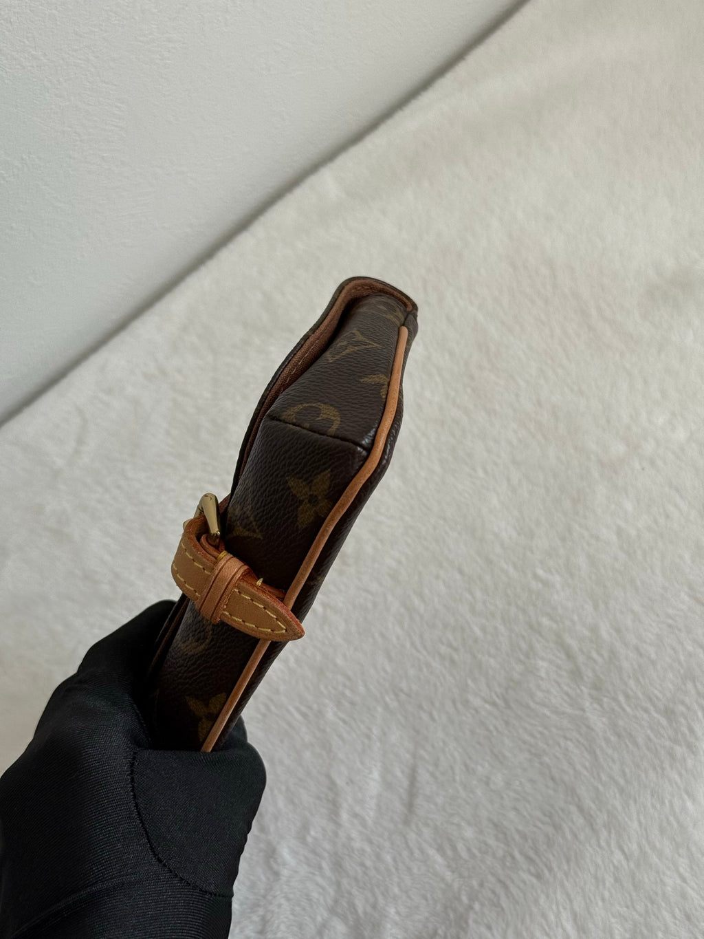 LOUIS VUITTON Monogram 2-way Handbag
