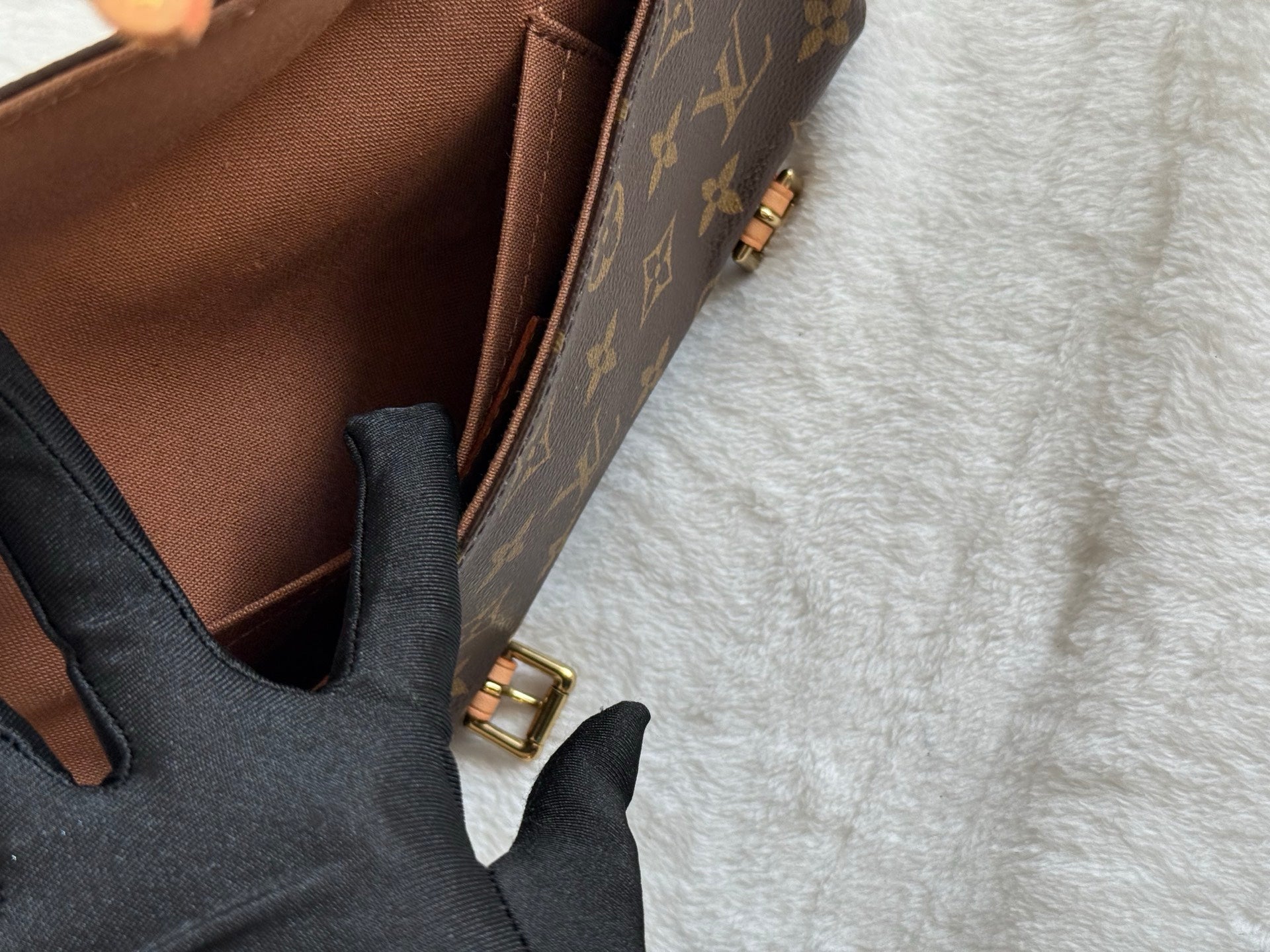 LOUIS VUITTON Monogram 2-way Handbag