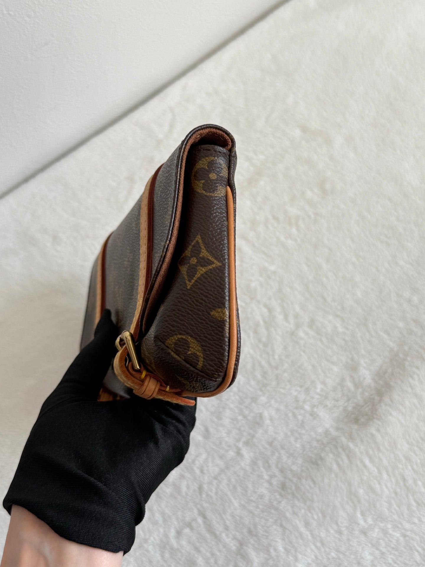 LOUIS VUITTON Monogram 2-way Handbag