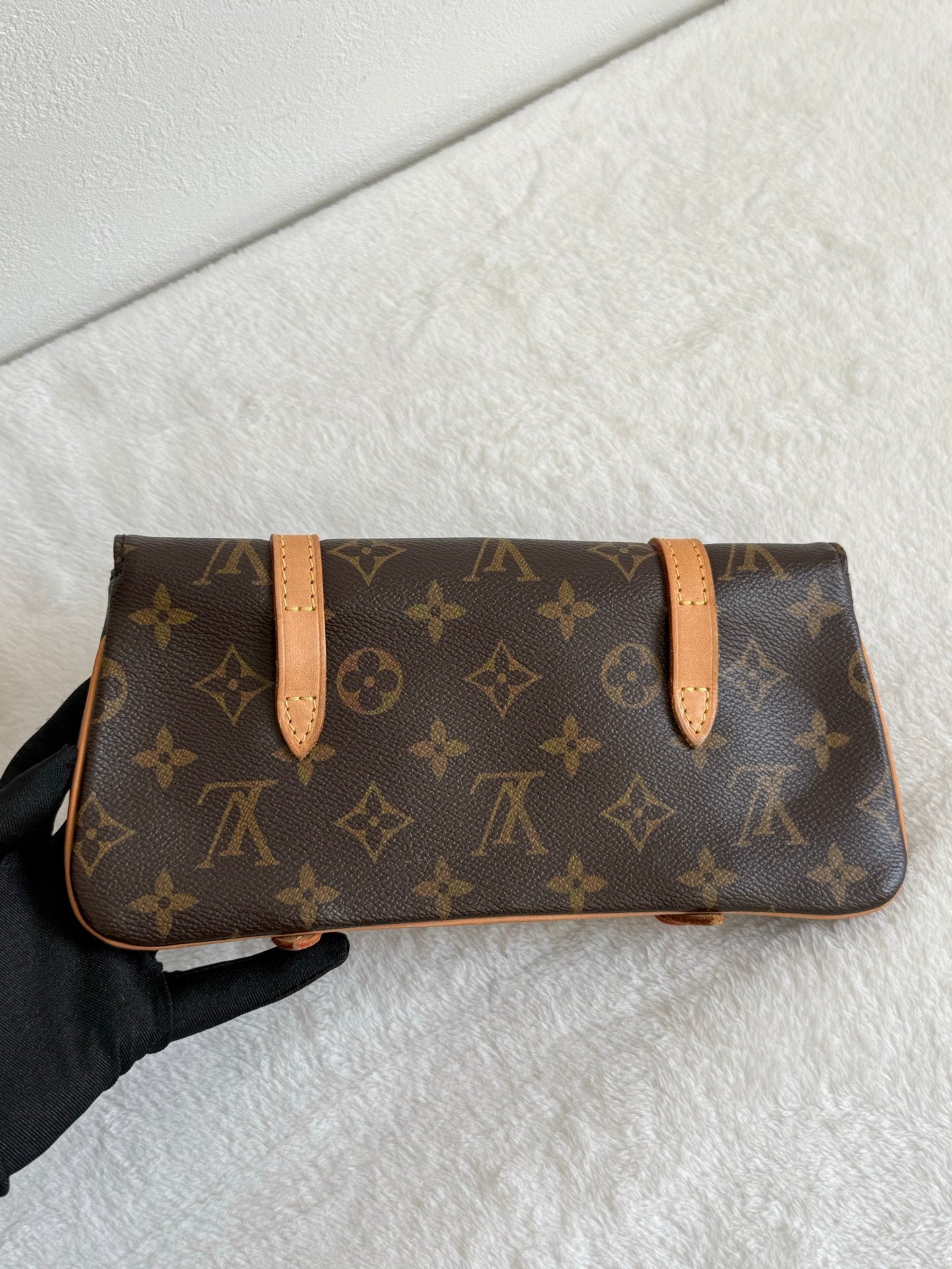 LOUIS VUITTON Monogram 2-way Handbag
