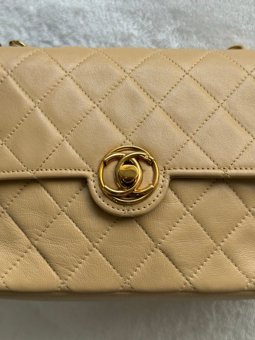 CHANEL Lambskin Chain Bag