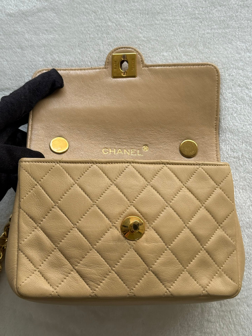 CHANEL Lambskin Chain Bag