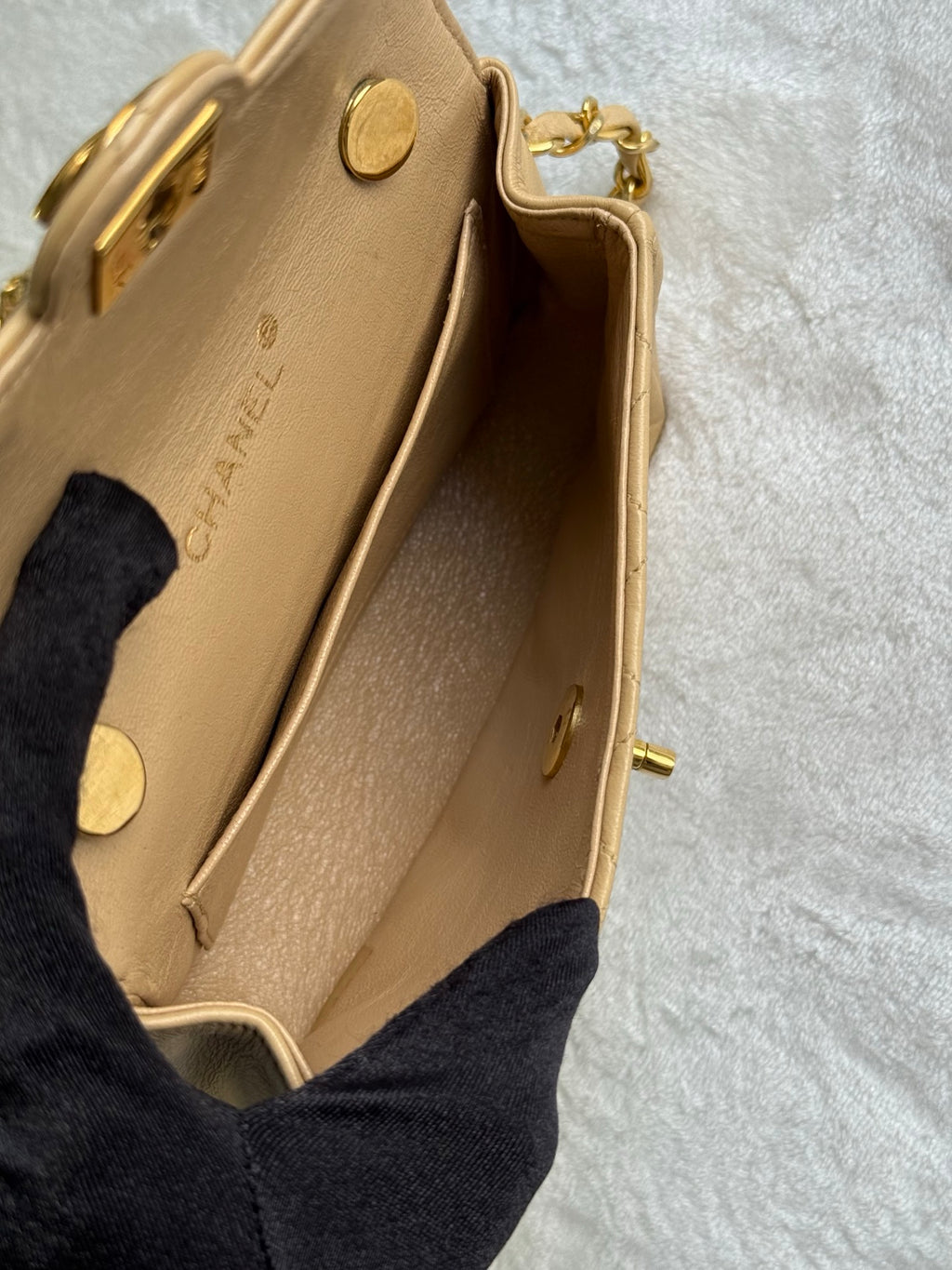 CHANEL Lambskin Chain Bag