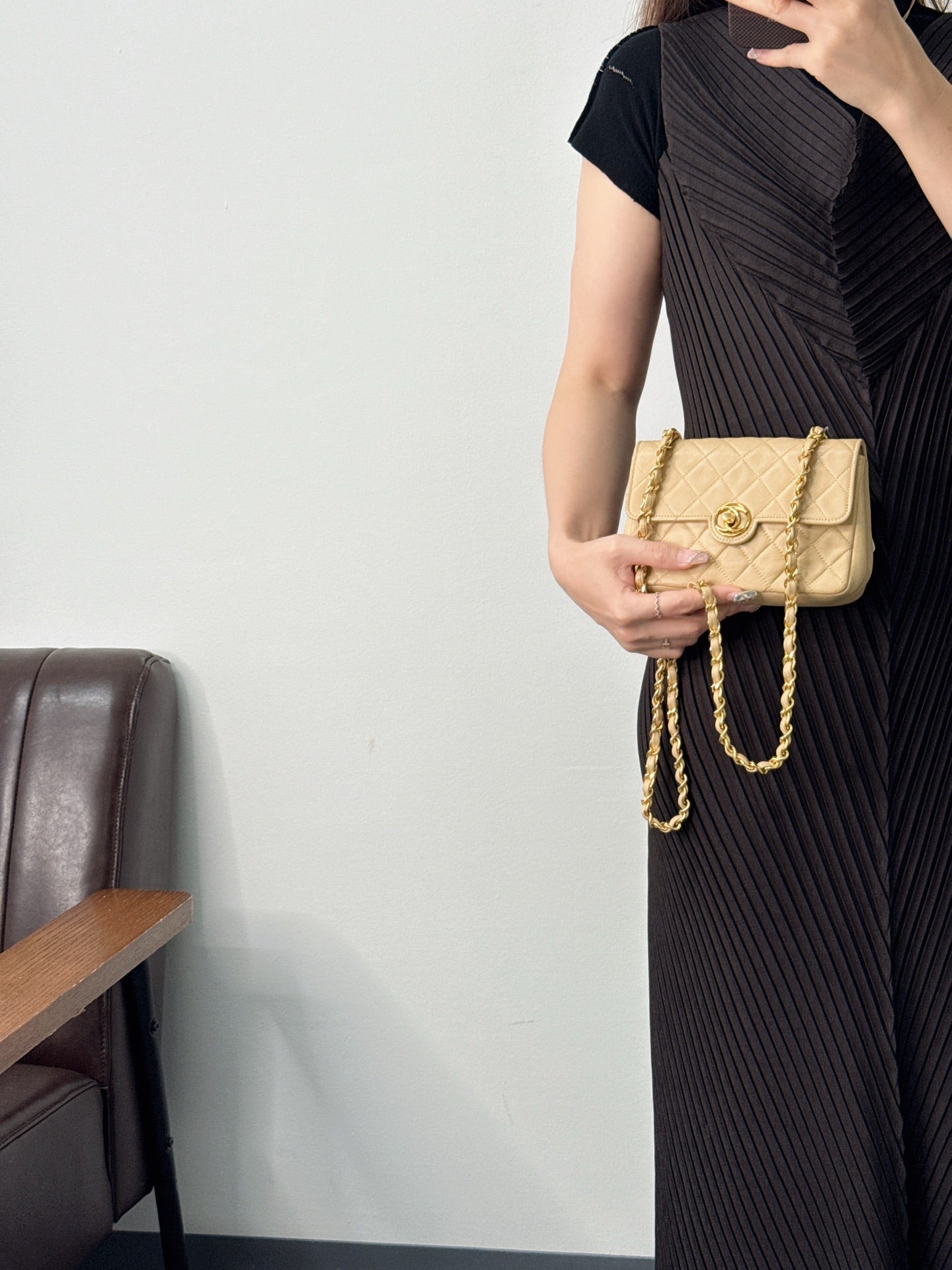 CHANEL Lambskin Chain Bag