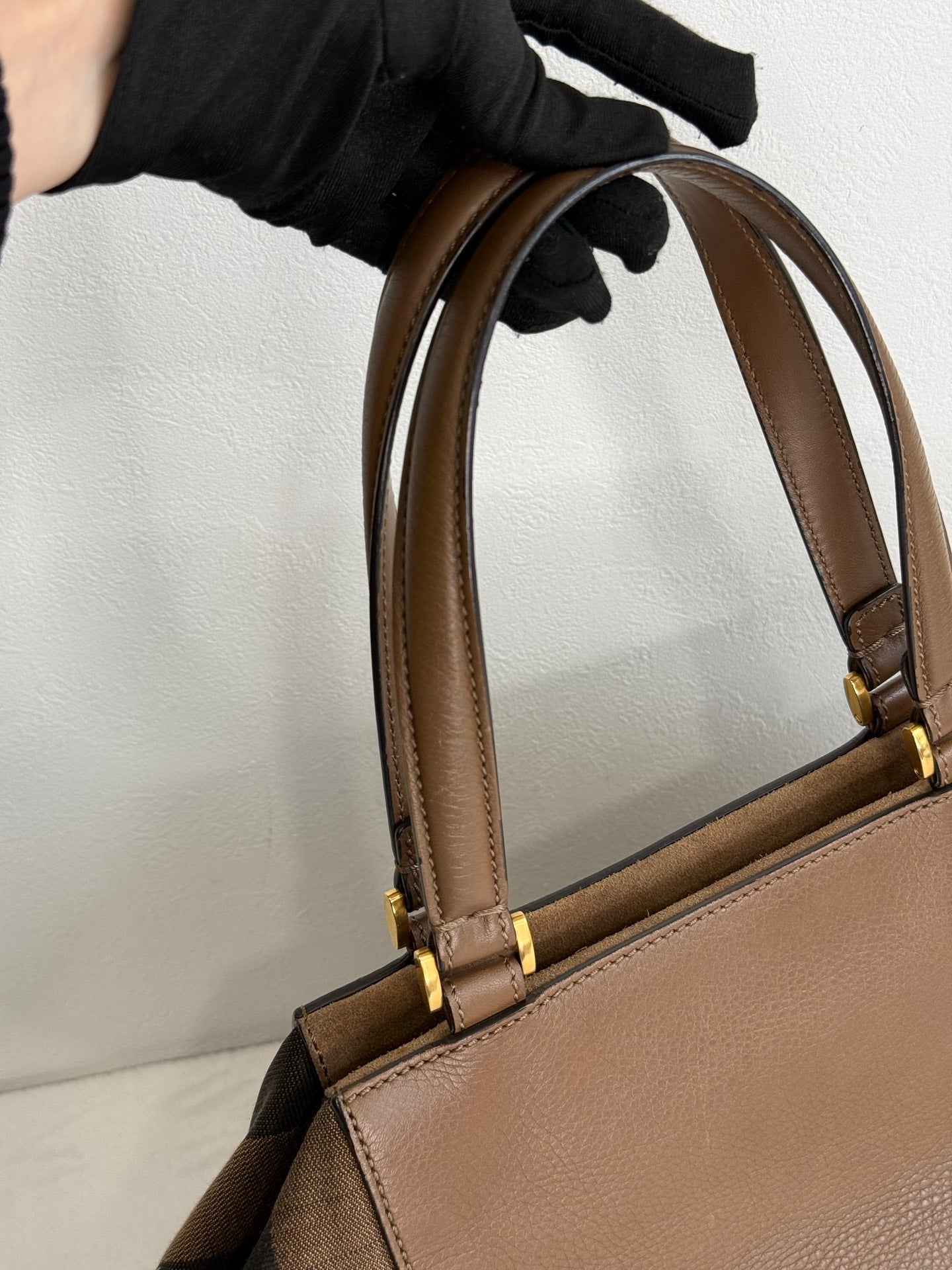 FENDI genuine Hand Bag