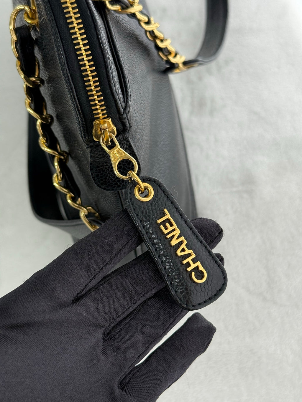 CHANEL Cavier Shoulder bag
