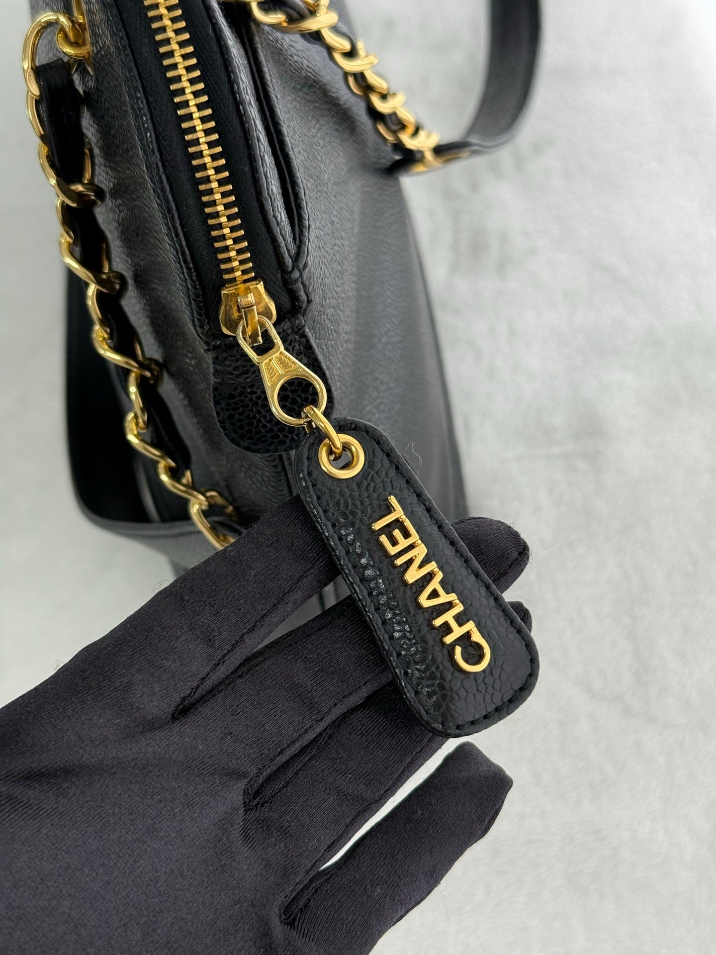 CHANEL Cavier Shoulder bag