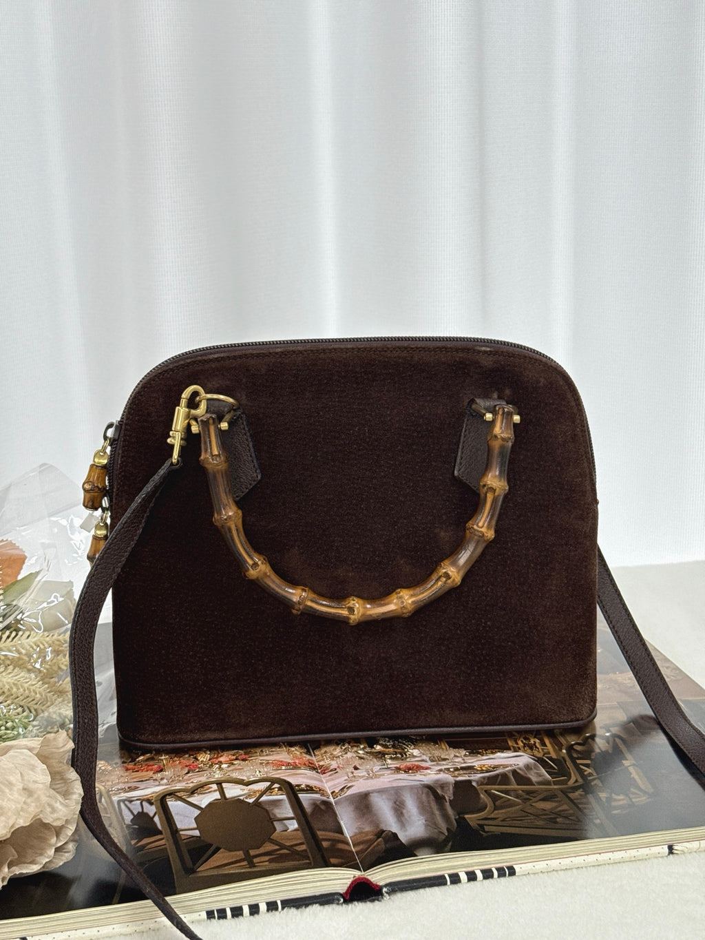 GUCCI Bamboo-handle suede shoulderbag
