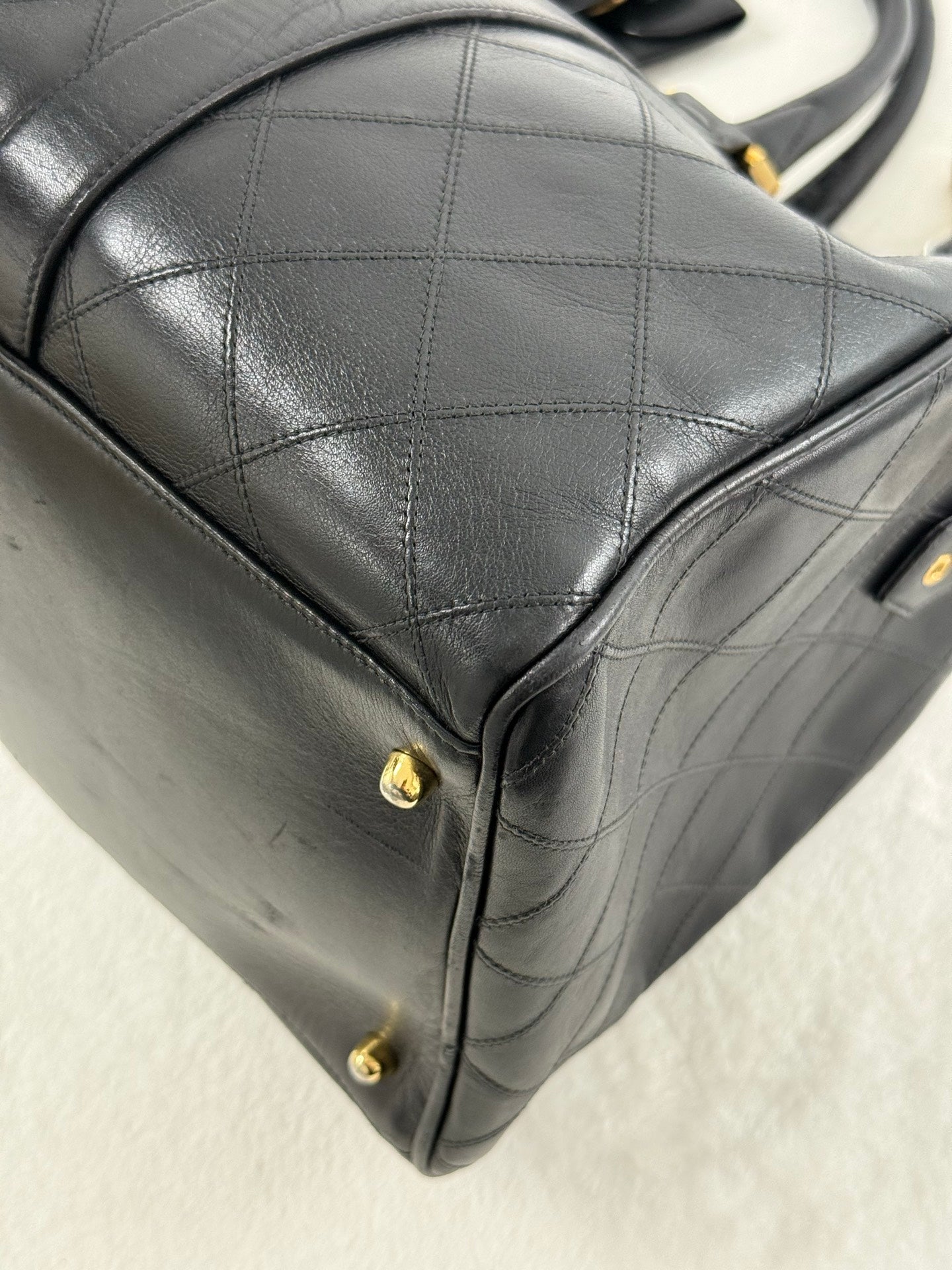 CHANEL Diamond quilted Travel bag