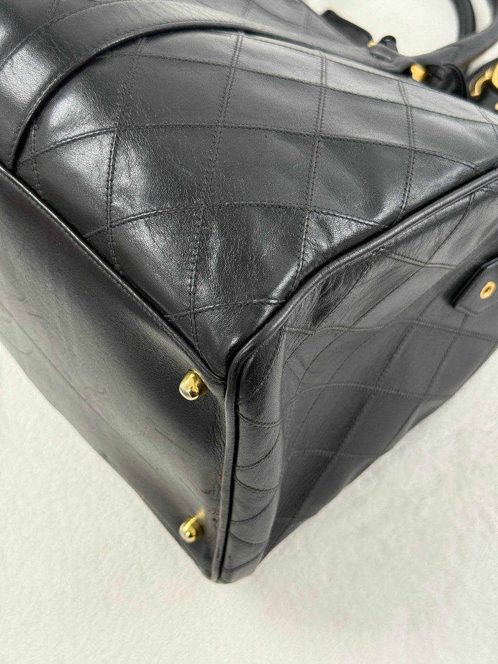CHANEL Diamond quilted Travel bag