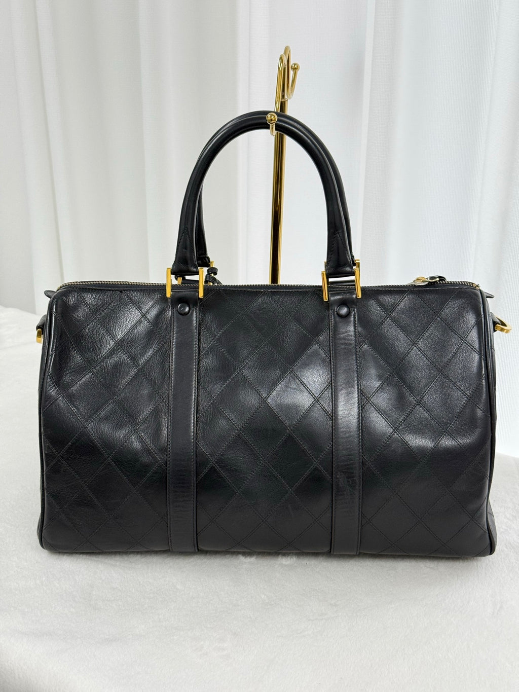 CHANEL Diamond quilted Travel bag