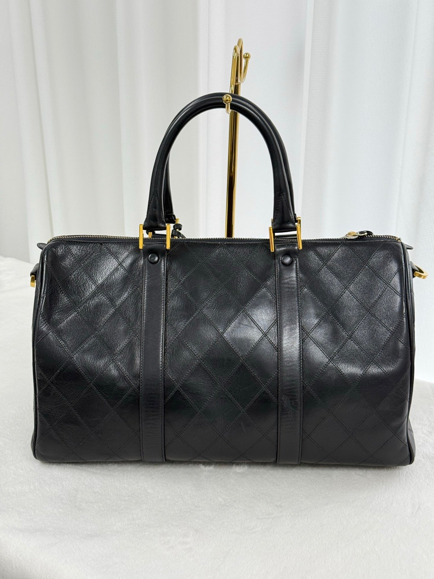 CHANEL Diamond quilted Travel bag