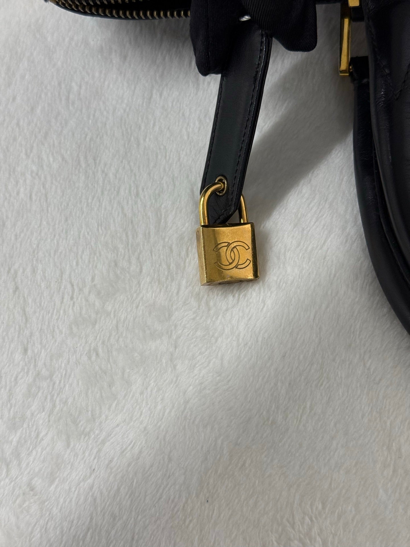 CHANEL Diamond quilted Travel bag