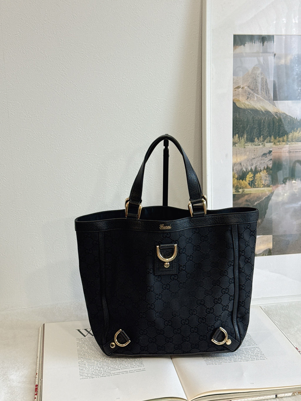 GUCCI GG Supreme Handbag