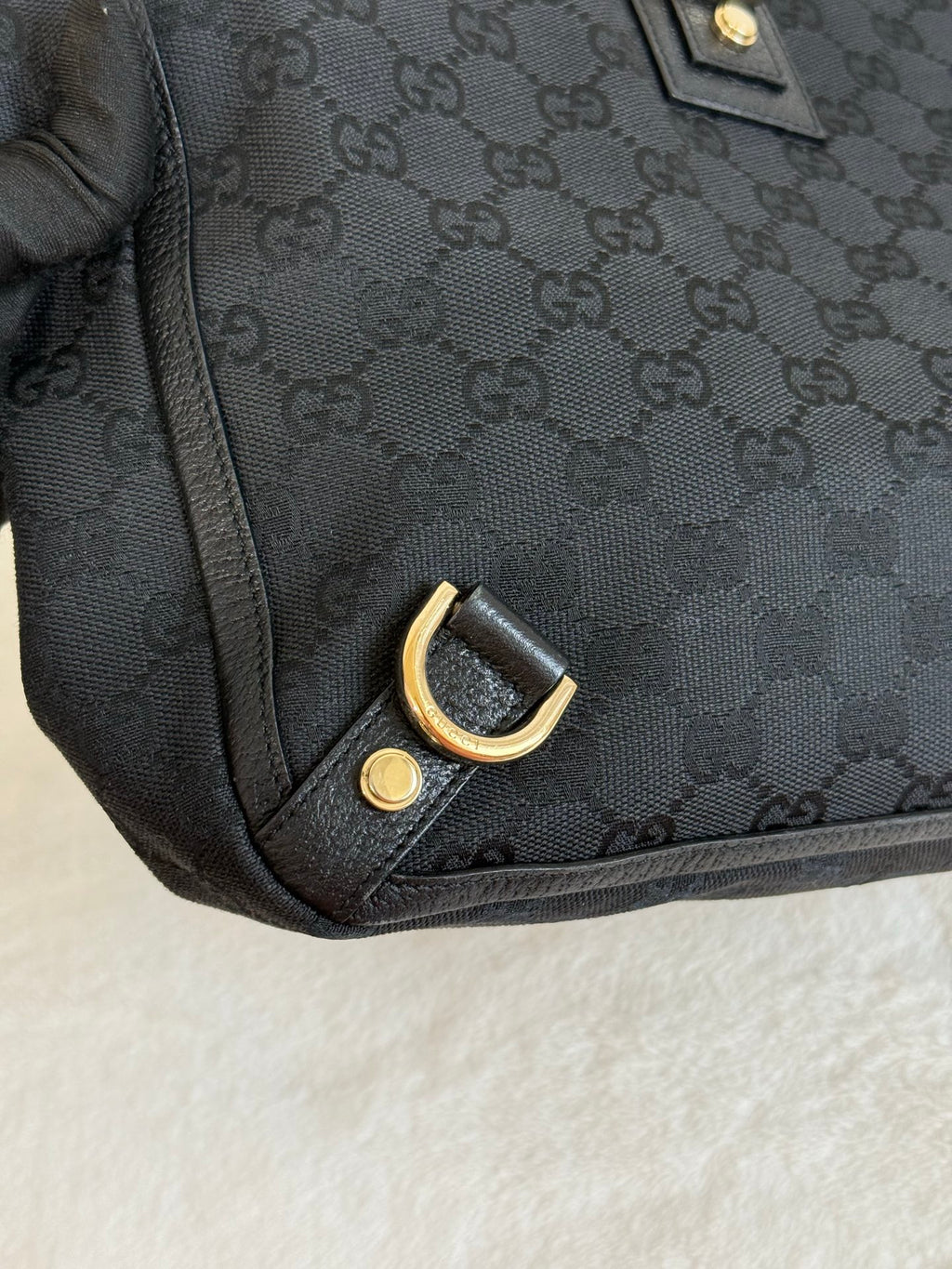 GUCCI GG Supreme Handbag