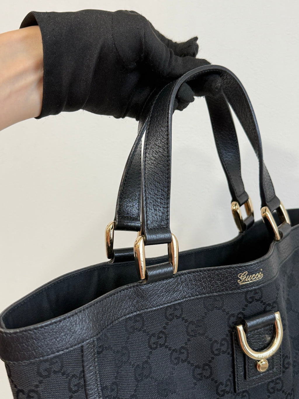 GUCCI GG Supreme Handbag