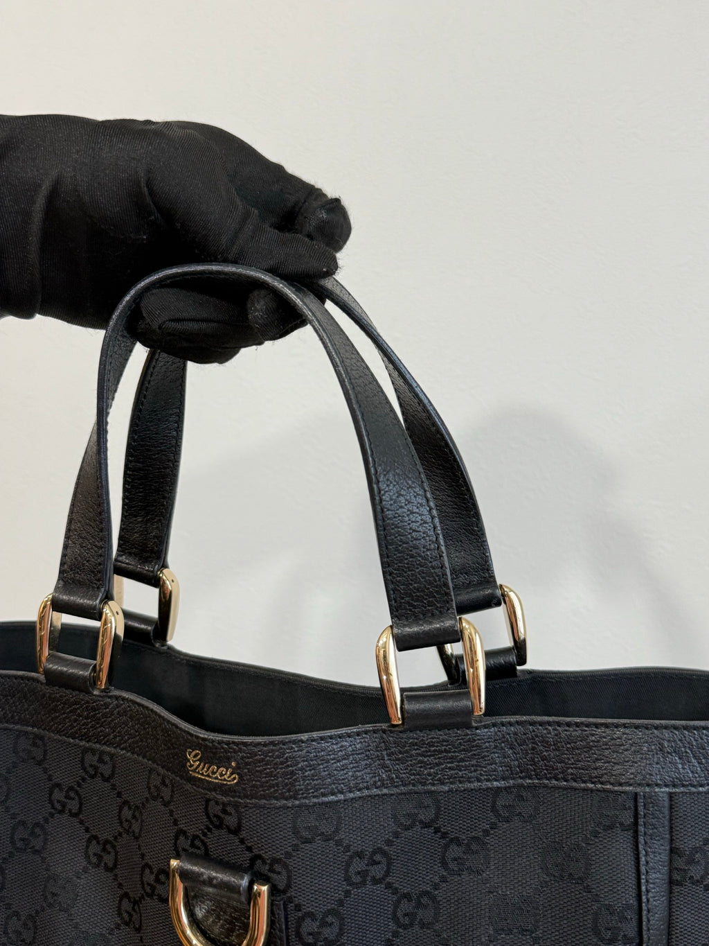 GUCCI GG Supreme Handbag