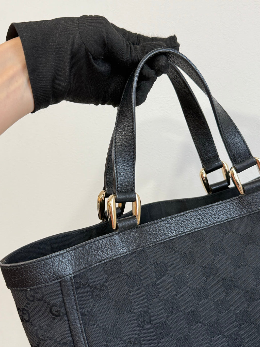 GUCCI GG Supreme Handbag