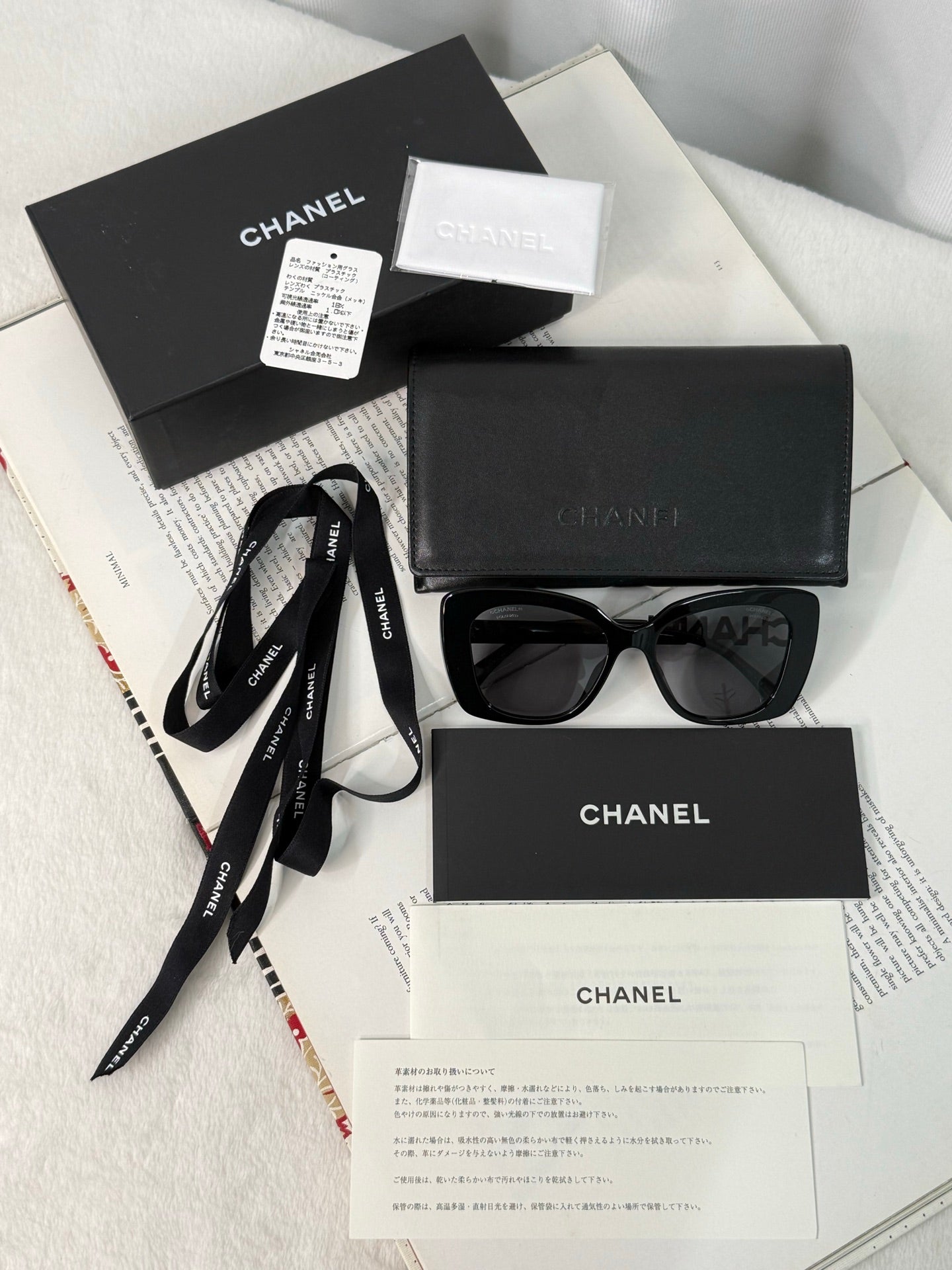 CHANEL Sunglasses