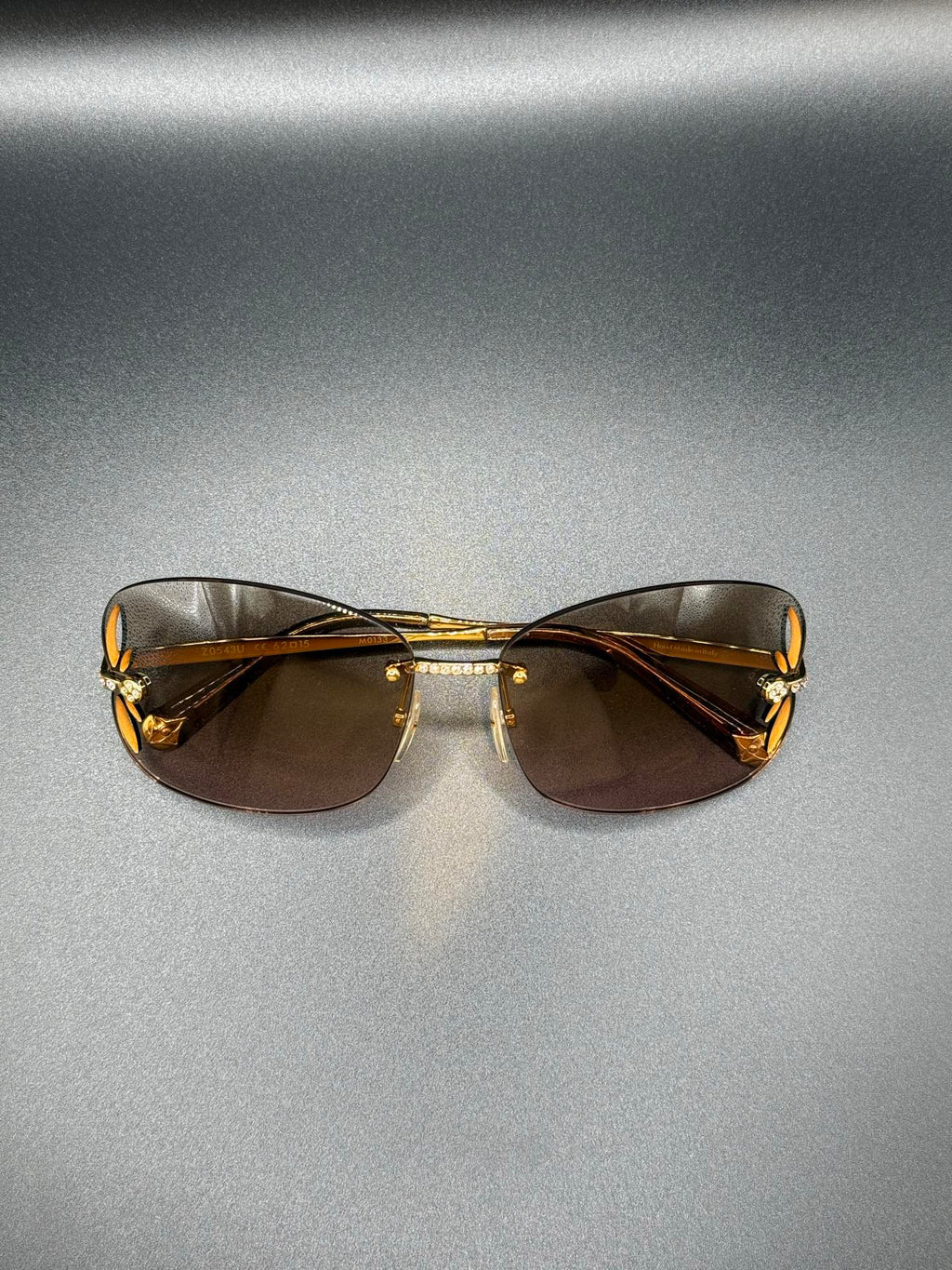LOUIS VUITTON Sunglasses