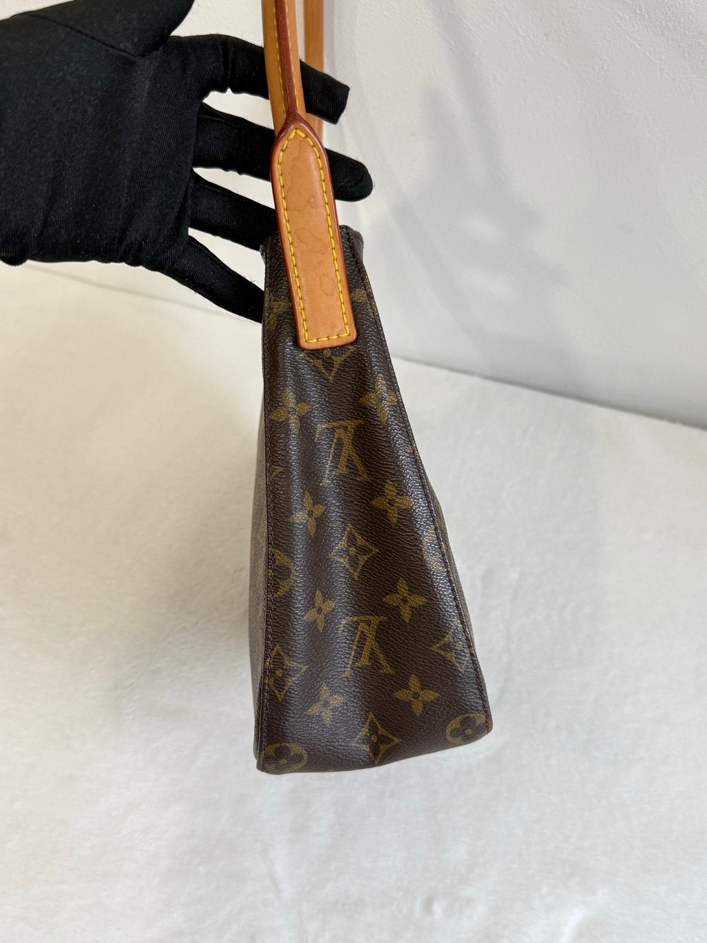 LOUIS VUITTON Monogram Looping  Medium Handbag