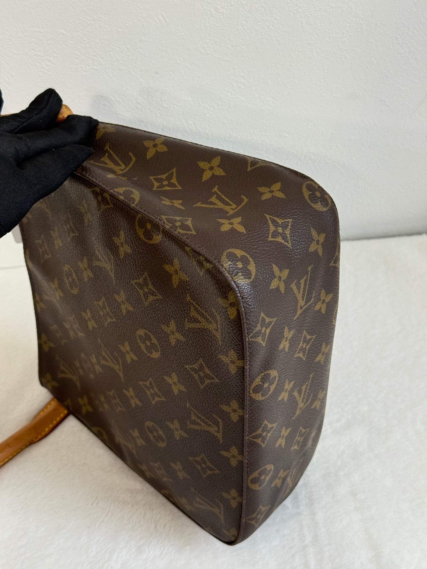 LOUIS VUITTON Monogram Looping  Medium Handbag