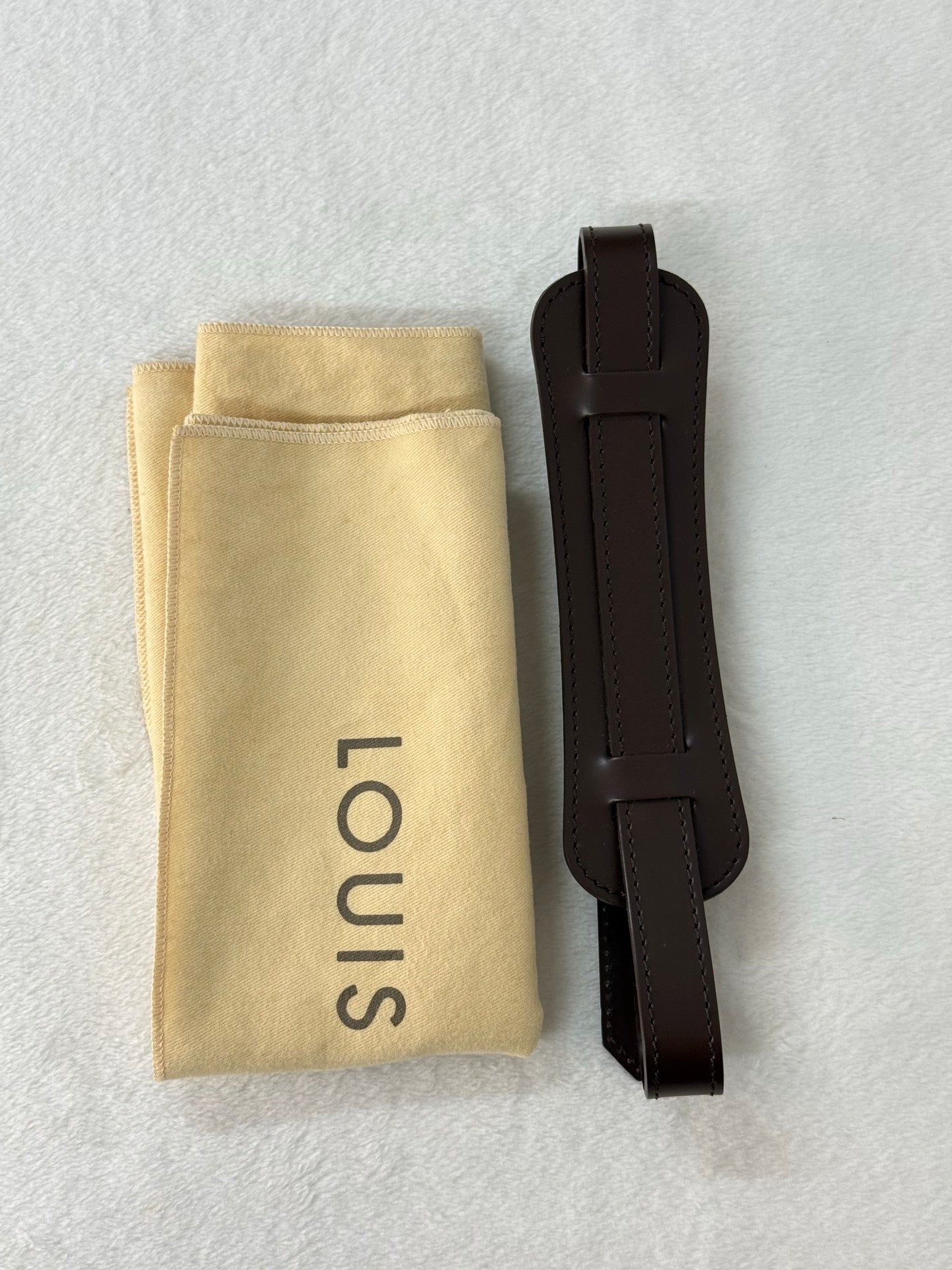 LOUIS VUITTON Damier Shoulder bag (Ebene  Ravello)