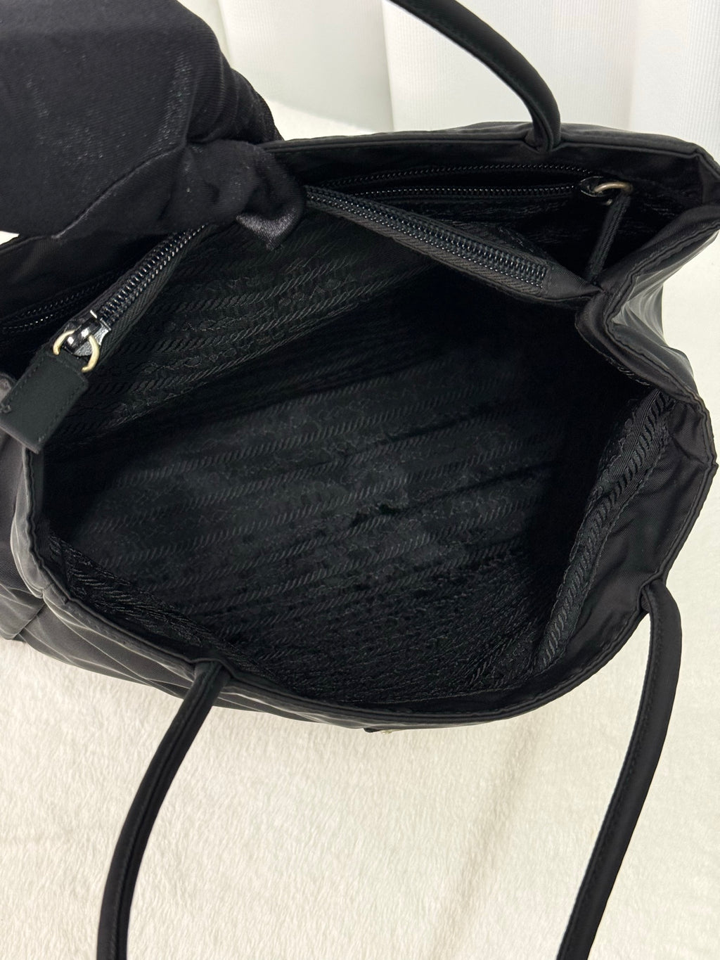 PRADA Nylong Shoulder bag