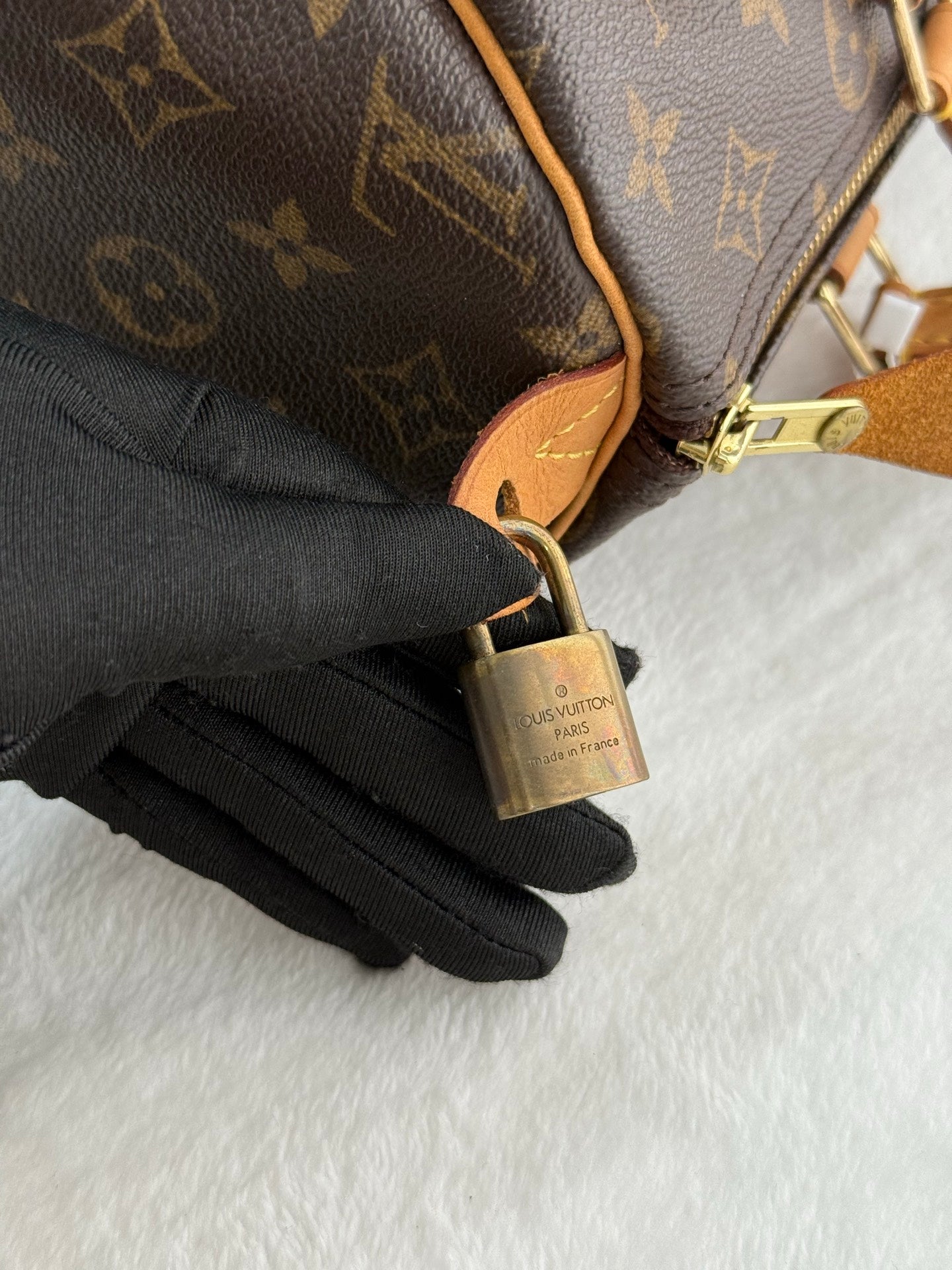LOUIS VUITTON Monogram Speedy30 Handbag