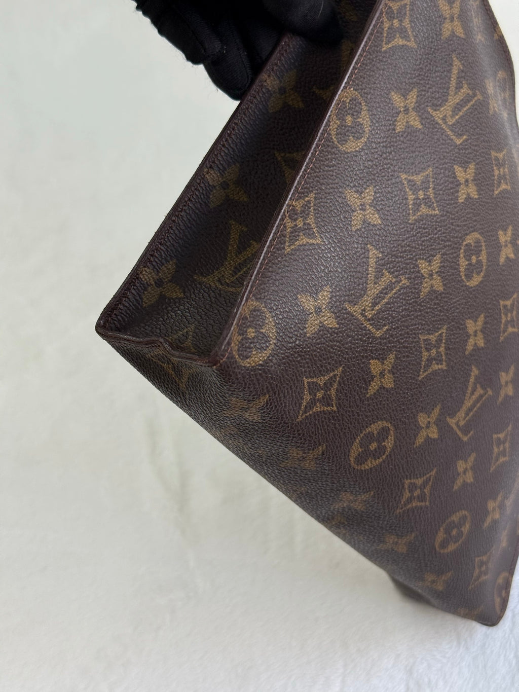 LOUIS VUITTON Monogram Vanity Bag