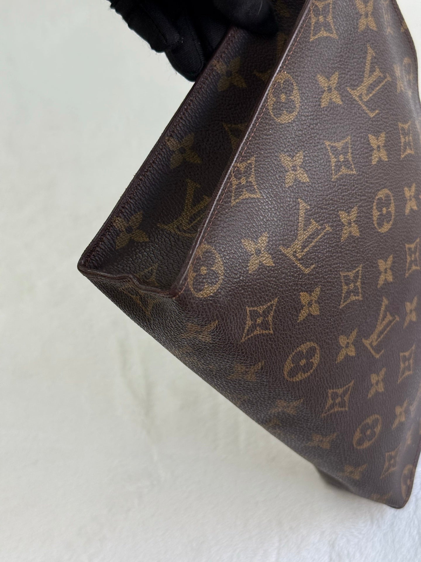 LOUIS VUITTON Monogram Vanity Bag