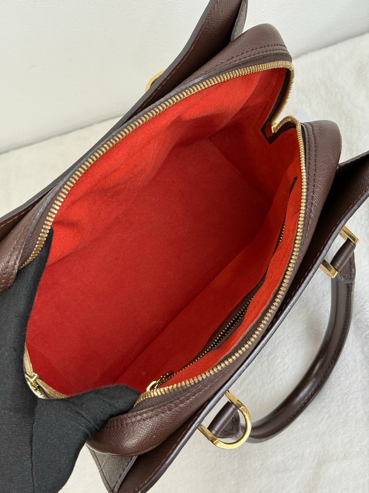 LOUIS VUITTON Damier Tri-layered Handbag